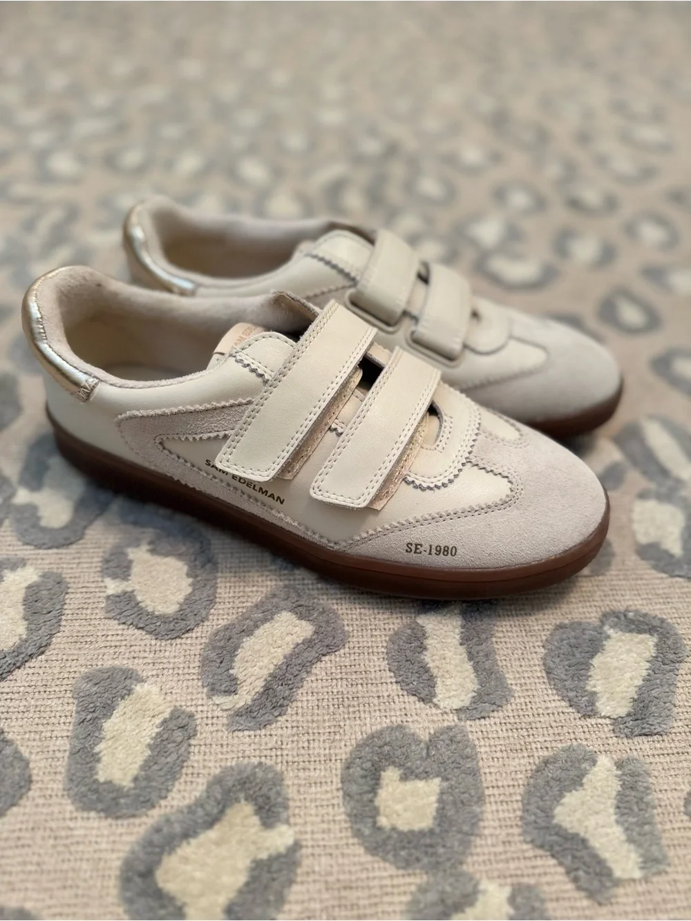 Sam Edelman Cream Leather Velcro Sneakers with Brown Sole - Picture 3 of 11